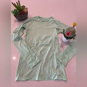 lululemon athletica Light Green Long Sleeve Swiftly Top